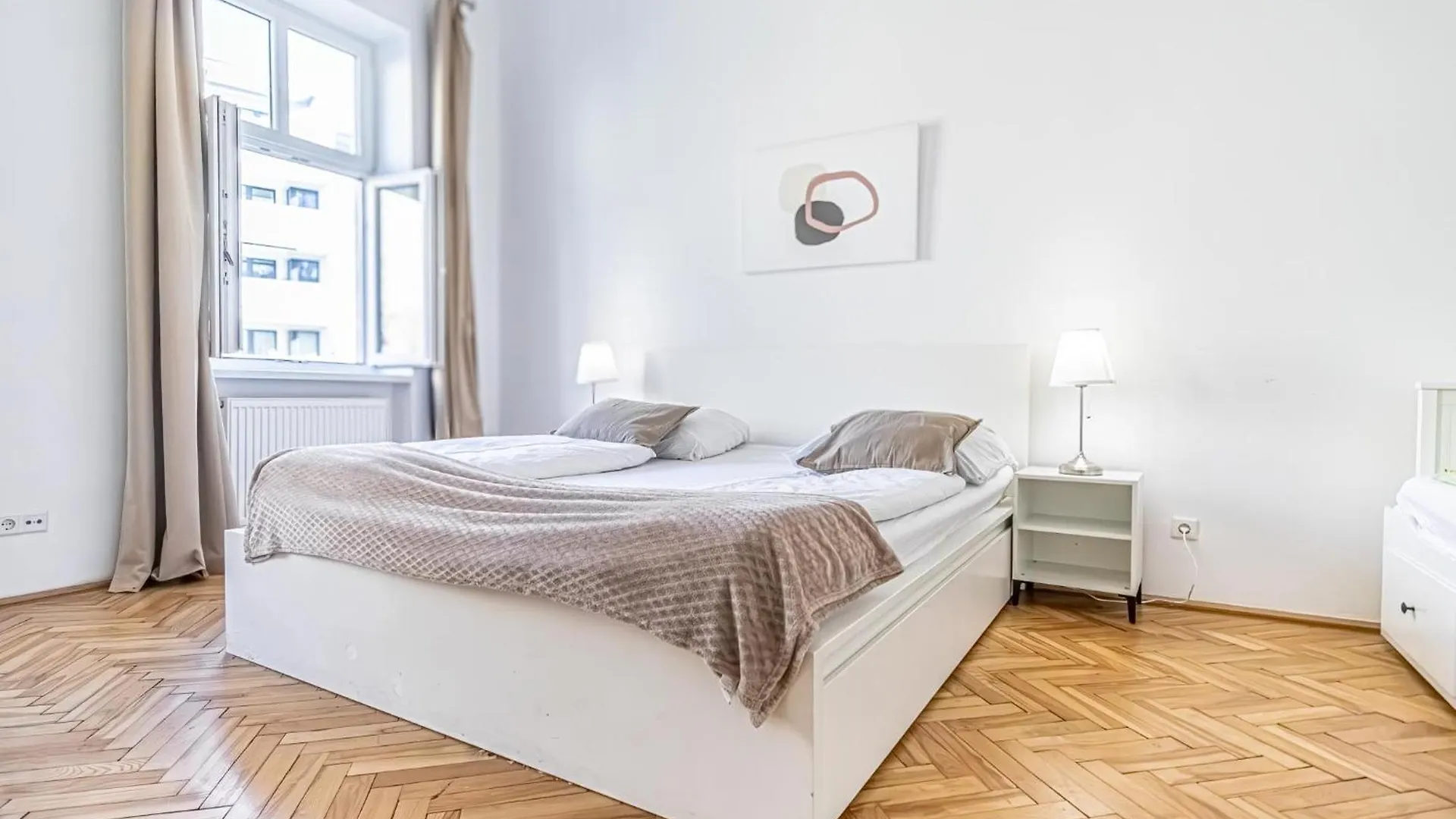 Stylish 2Br Shared Apt For Longstays Margareten, Up To 5P Wien 0*,  Østrig