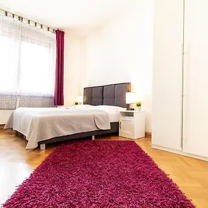 Mandlgasse I Contactless Check-in Apartmán