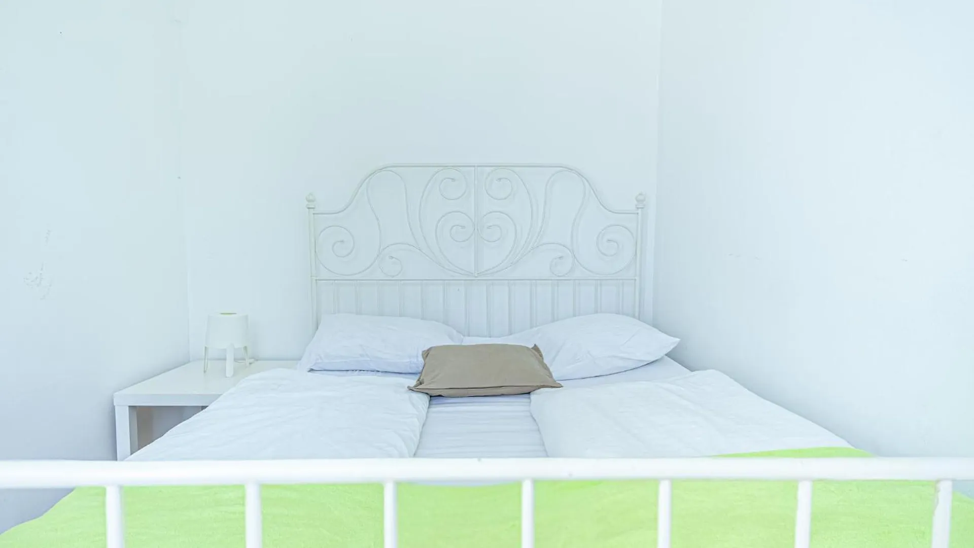 Stylish 2Br Shared Apt For Longstays Margareten, Up To 5P Vienna Apartment