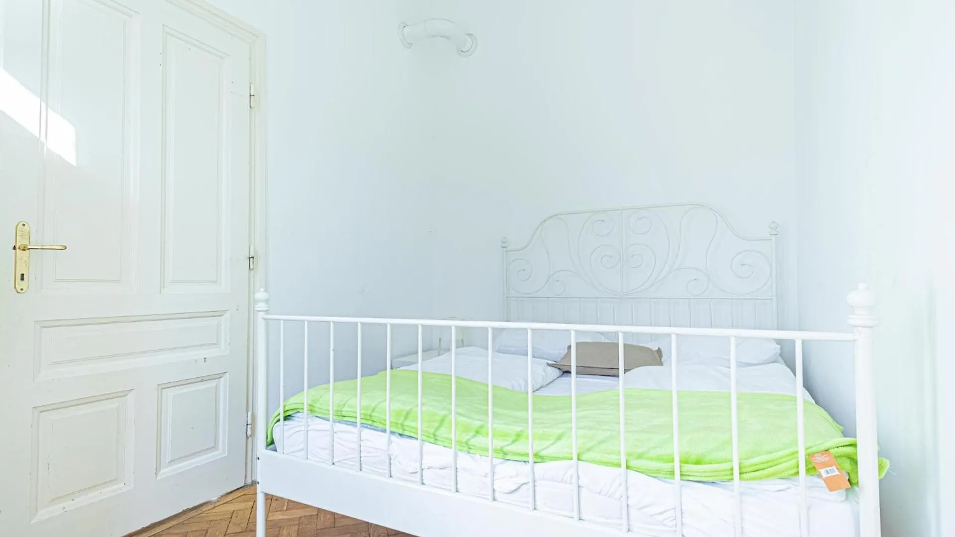 Apartment Stylish 2Br Shared Apt For Longstays Margareten, Up To 5P Vienna Austria