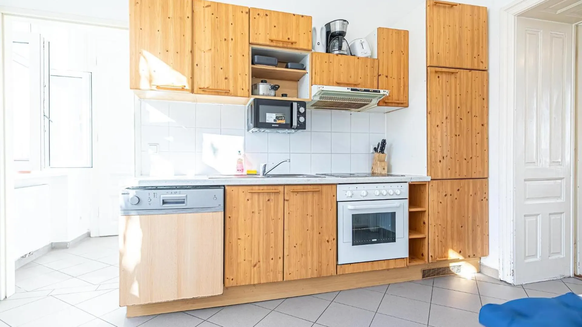 Stylish 2Br Shared Apt For Longstays Margareten, Up To 5P Vienna Austria