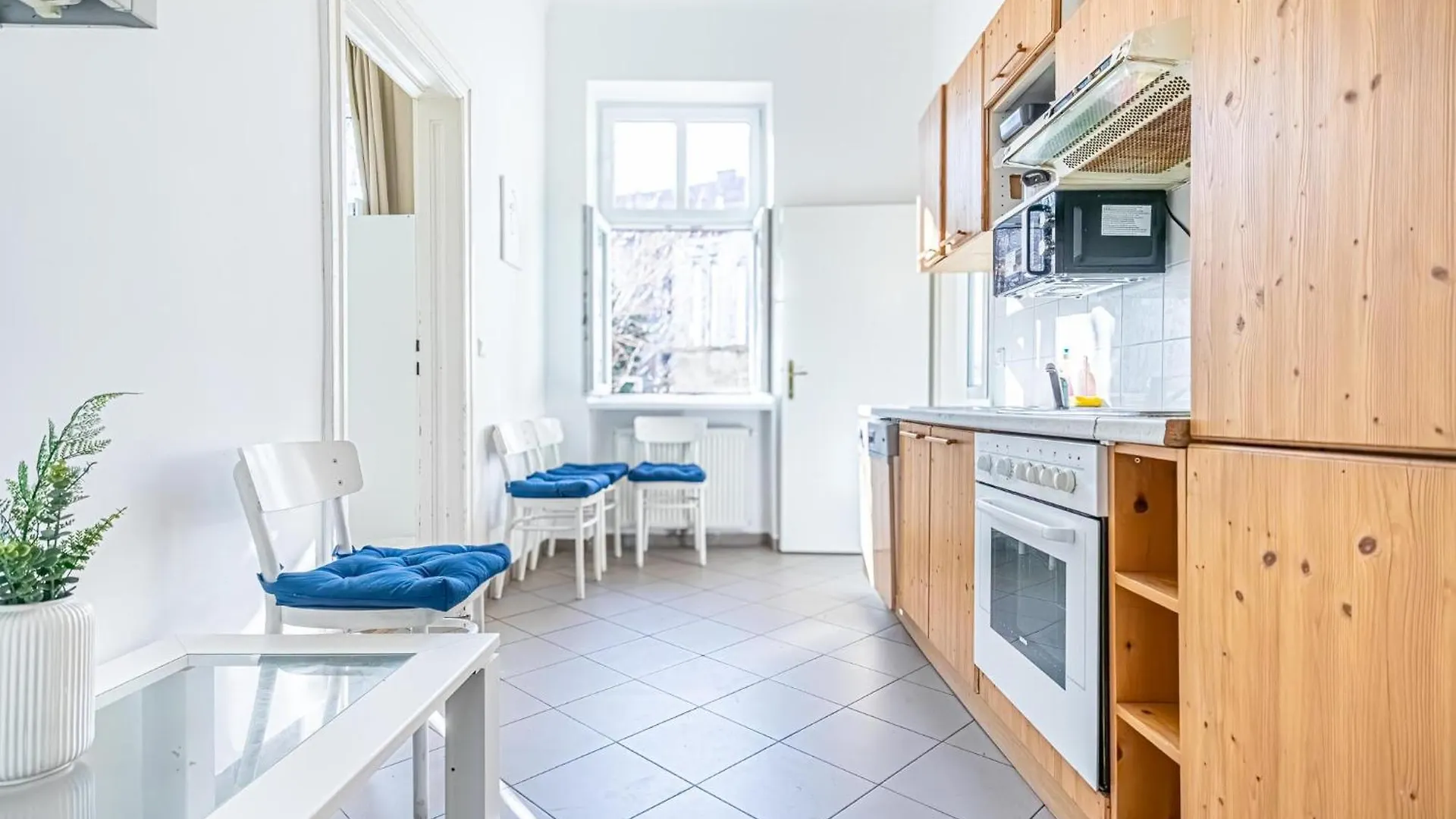 Apartment Stylish 2Br Shared Apt For Longstays Margareten, Up To 5P Vienna Austria
