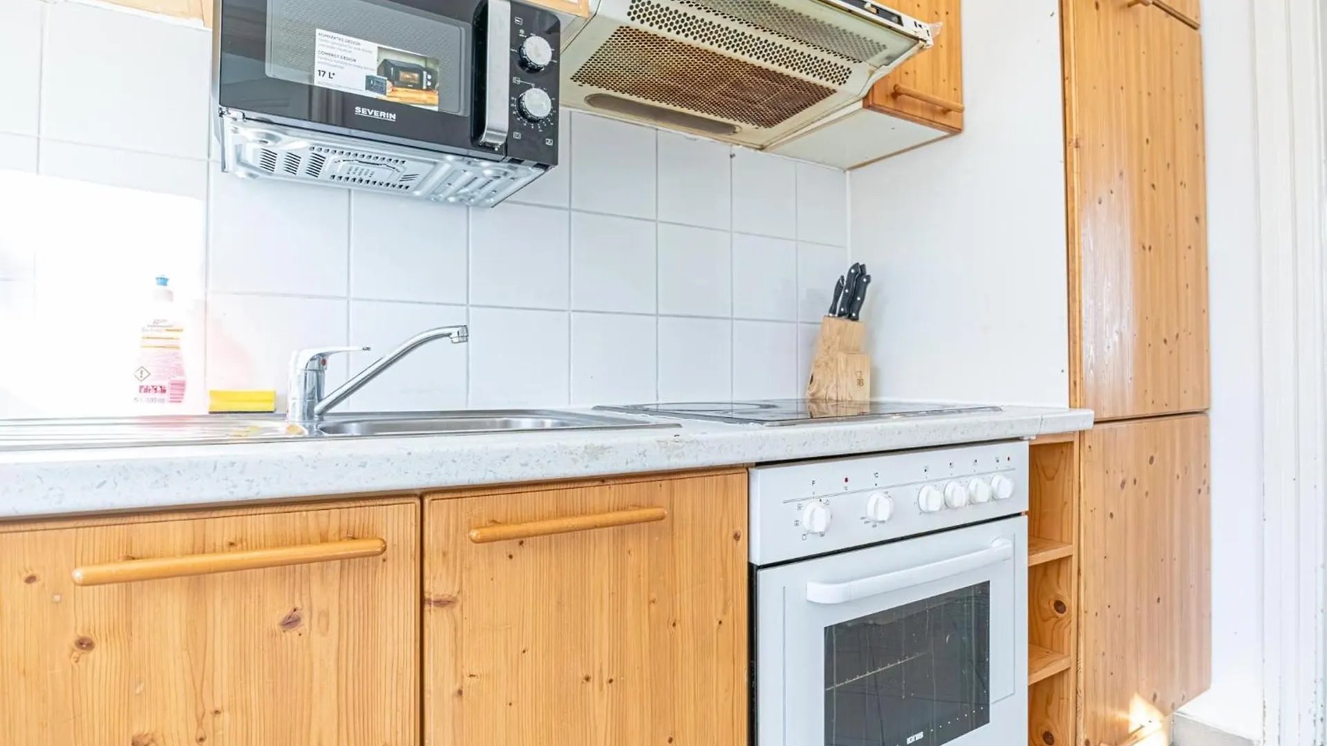 Stylish 2Br Shared Apt For Longstays Margareten, Up To 5P Vienna