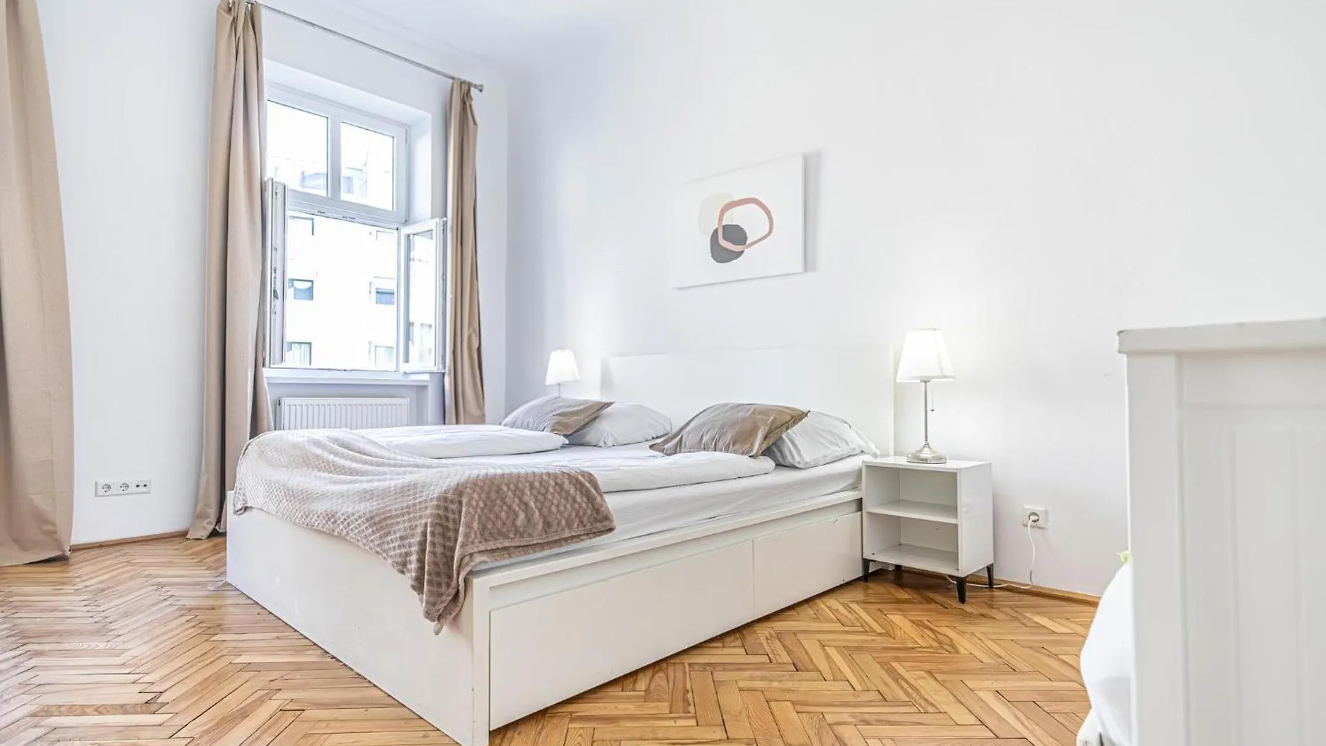 Stylish 2Br Shared Apt For Longstays Margareten, Up To 5P Vienna